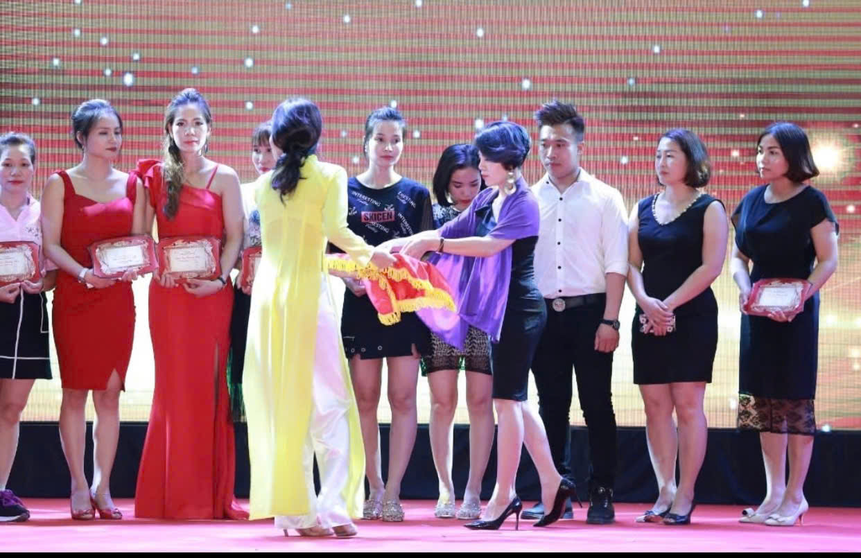 Trường THPT chuyên Lào Cai